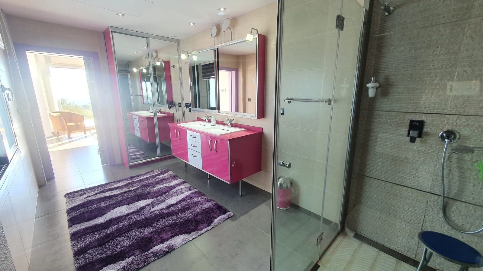  Chalet en venta directa con Plusvillas – C23077* – Villa con 5 dormitorios y 8 baños en Calpe, (Costa Blanca), zona Maryvilla 