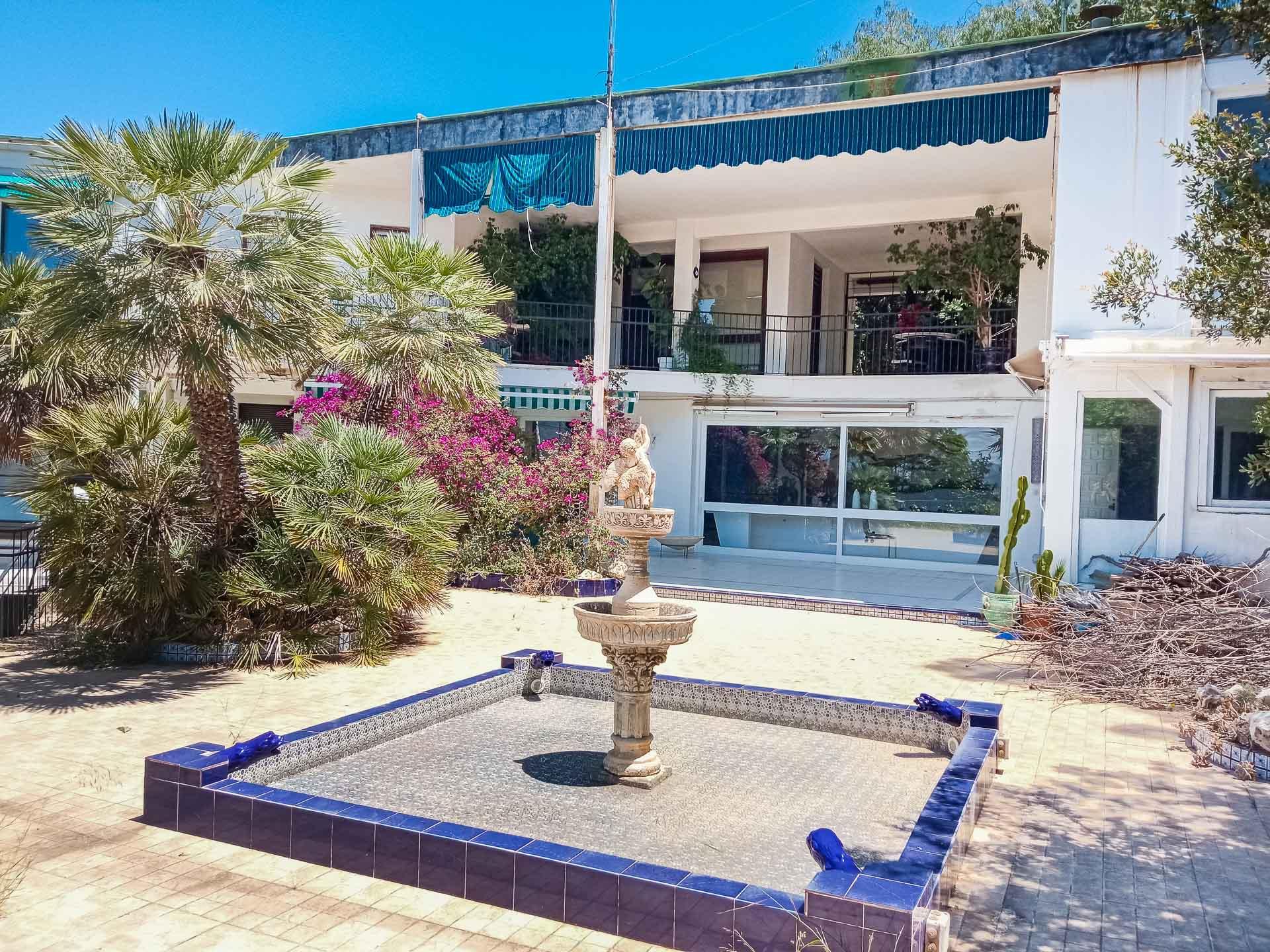  Chalet en venta directa con Plusvillas – C17356* – Villa con 13 dormitorios y 11 baños en Benidorm, (Costa Blanca), zona Rincon de Loix Llano 