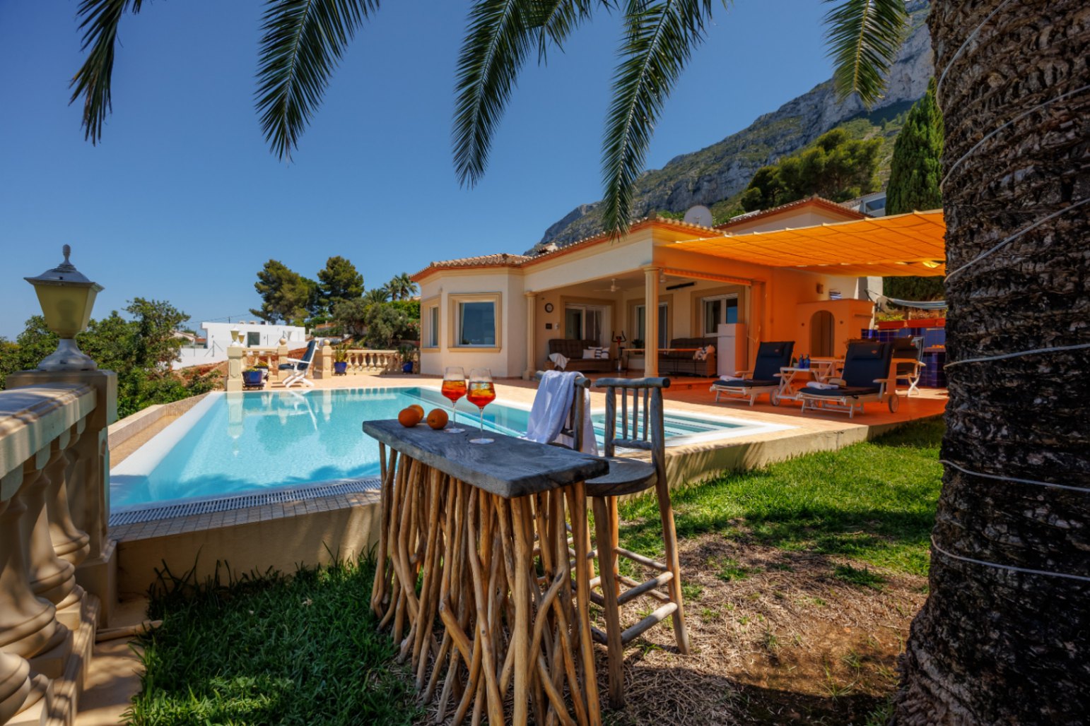  Chalet en venta directa con Plusvillas – C36305* – Villa con 3 dormitorios y 2 baños en Denia, (Costa Blanca), zona Montgo 