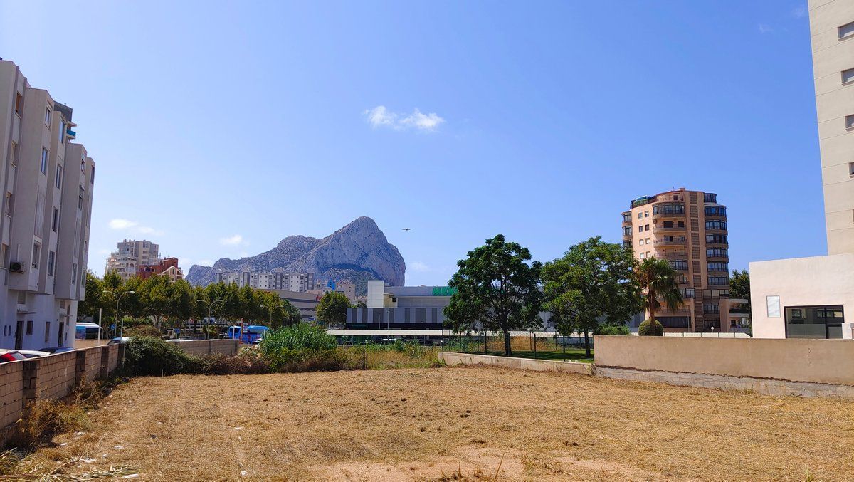  Chalet en venta directa con Plusvillas – C16256* – Villa con  dormitorios y  baños en Calpe / Calp, (Costa Blanca), zona  