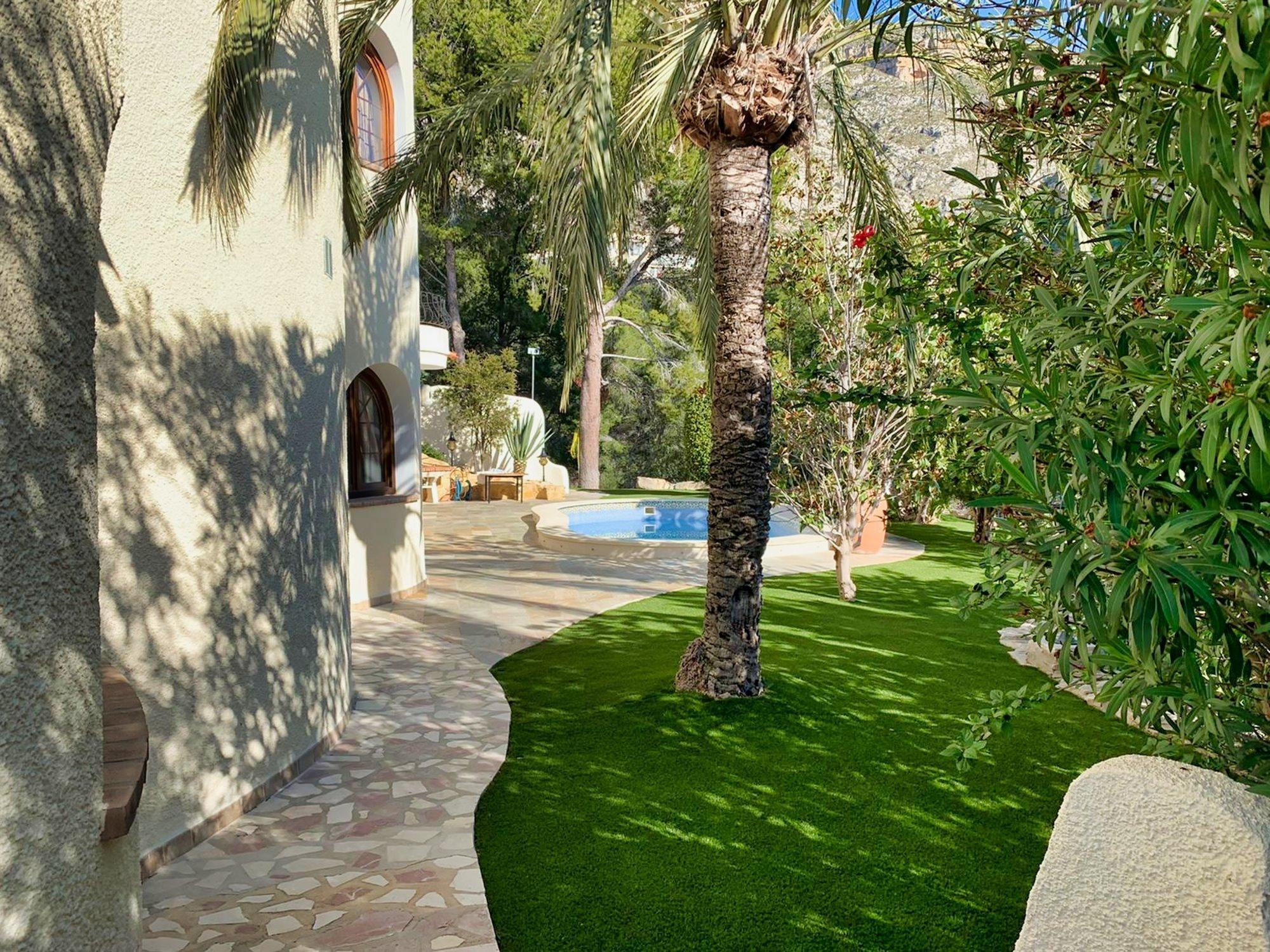  Chalet en venta directa con Plusvillas – C13001* – Villa con 4 dormitorios y 4 baños en Altea, (Costa Blanca), zona Marina Baja 