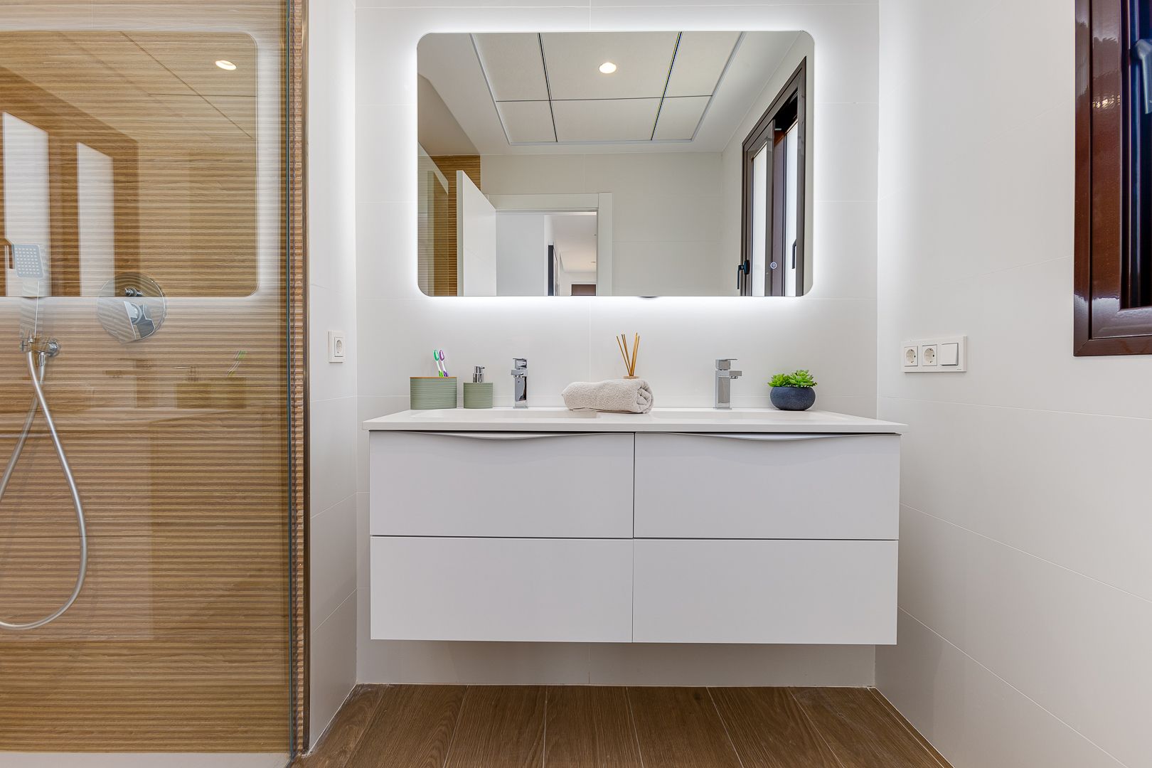  Chalet en venta directa con Plusvillas – C18275* – Villa con 3 dormitorios y 3 baños en Finestrat, (Costa Blanca), zona  