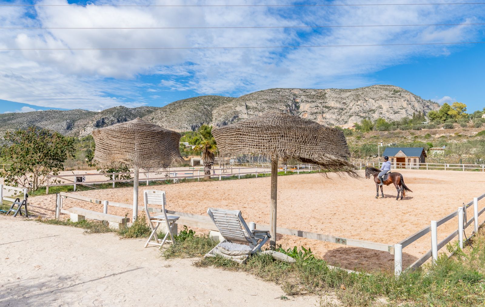  Chalet en venta directa con Plusvillas – C27018* – Villa con 2 dormitorios y 2 baños en Teulada, (Costa Blanca), zona Campo 