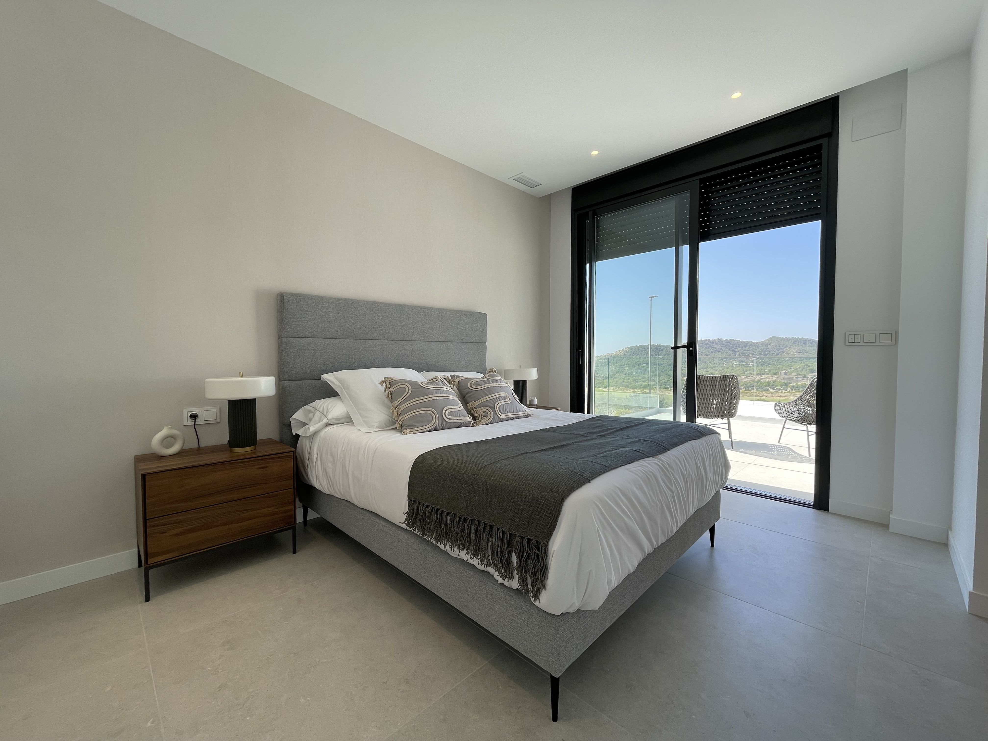  Chalet en venta directa con Plusvillas – C24015* – Villa con 3 dormitorios y 3 baños en Finestrat, (Costa Blanca), zona Finestrat 