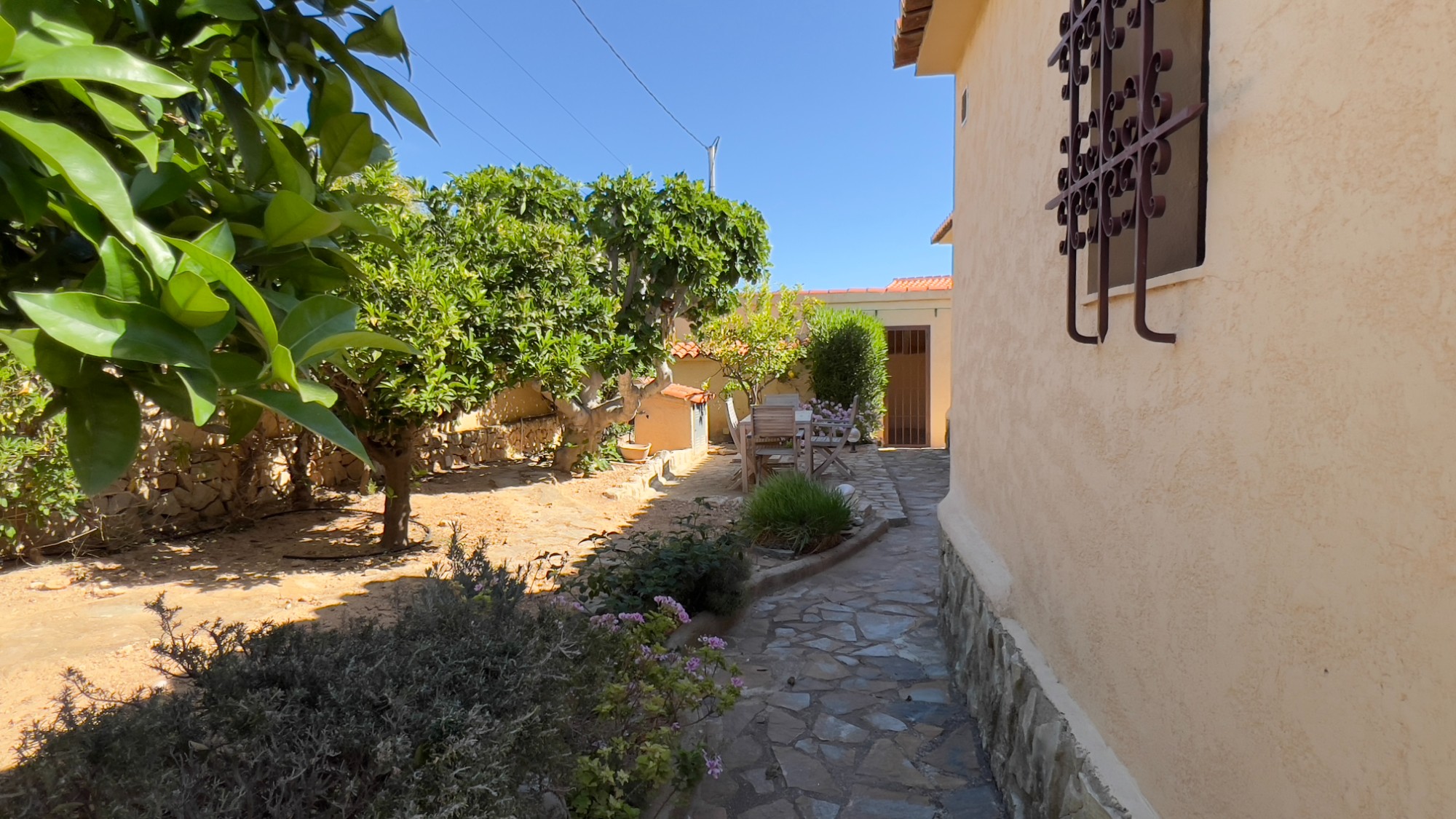  Chalet en venta directa con Plusvillas – C4154* – Villa con 2 dormitorios y 2 baños en Benissa, (Costa Blanca), zona Baladrar 