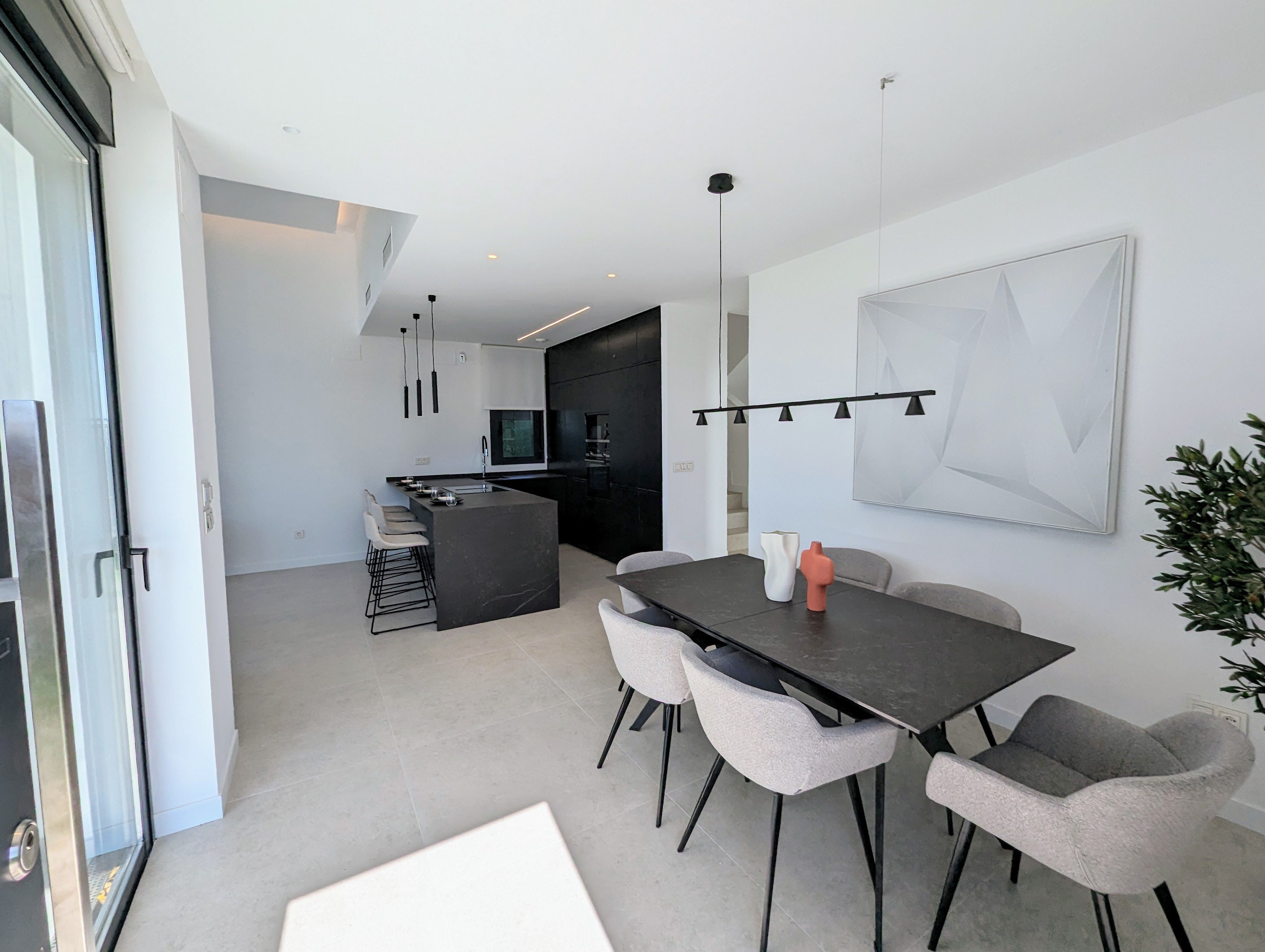  Chalet en venta directa con Plusvillas – C24015* – Villa con 3 dormitorios y 3 baños en Finestrat, (Costa Blanca), zona Finestrat 