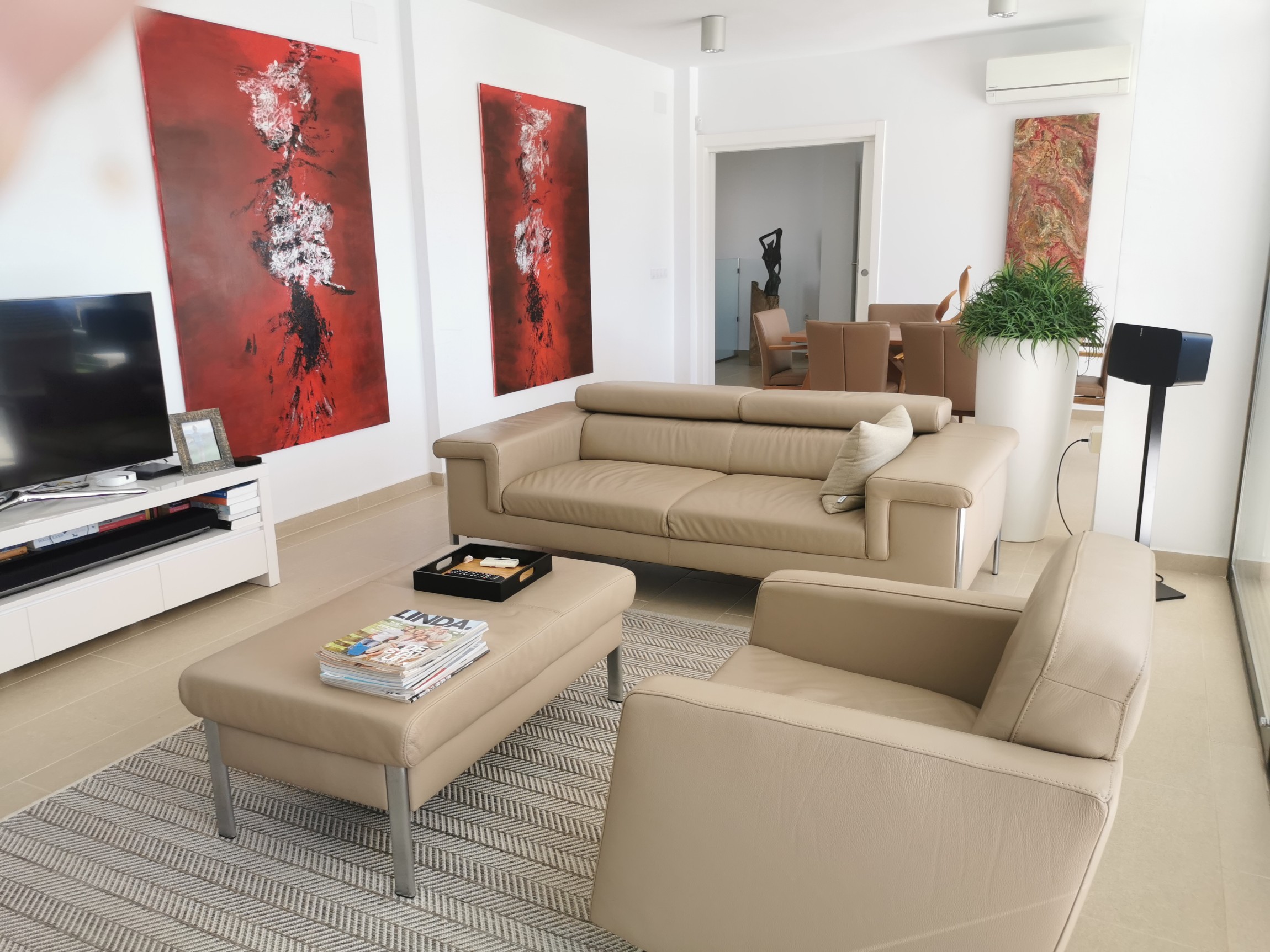  Villa en venta directa con PLUSVILLAS -C991- Villa de 5 dormitorios y 5 baños en Altea  