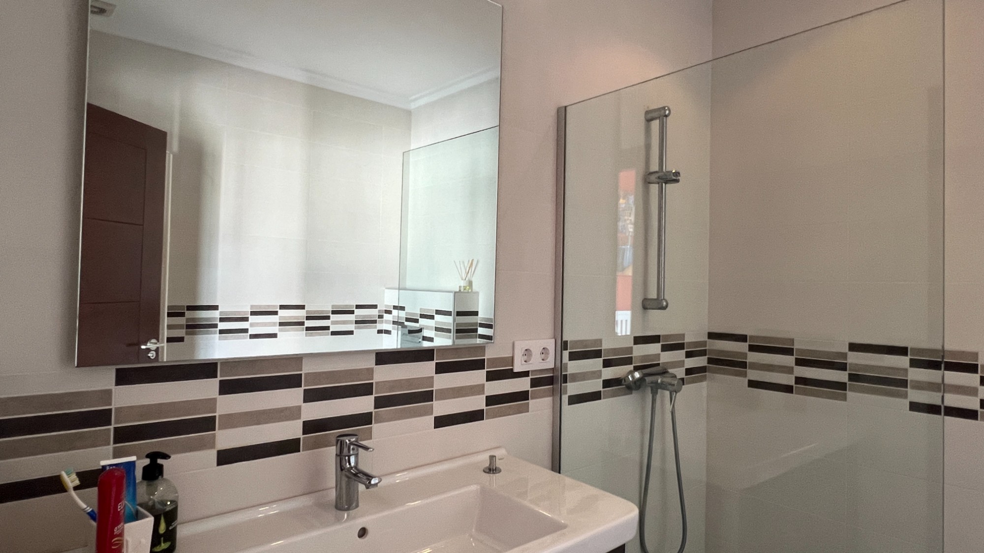  Chalet en venta directa con Plusvillas – C4140* – Villa con 3 dormitorios y 3 baños en Moraira, (Costa Blanca), zona La Sabatera 