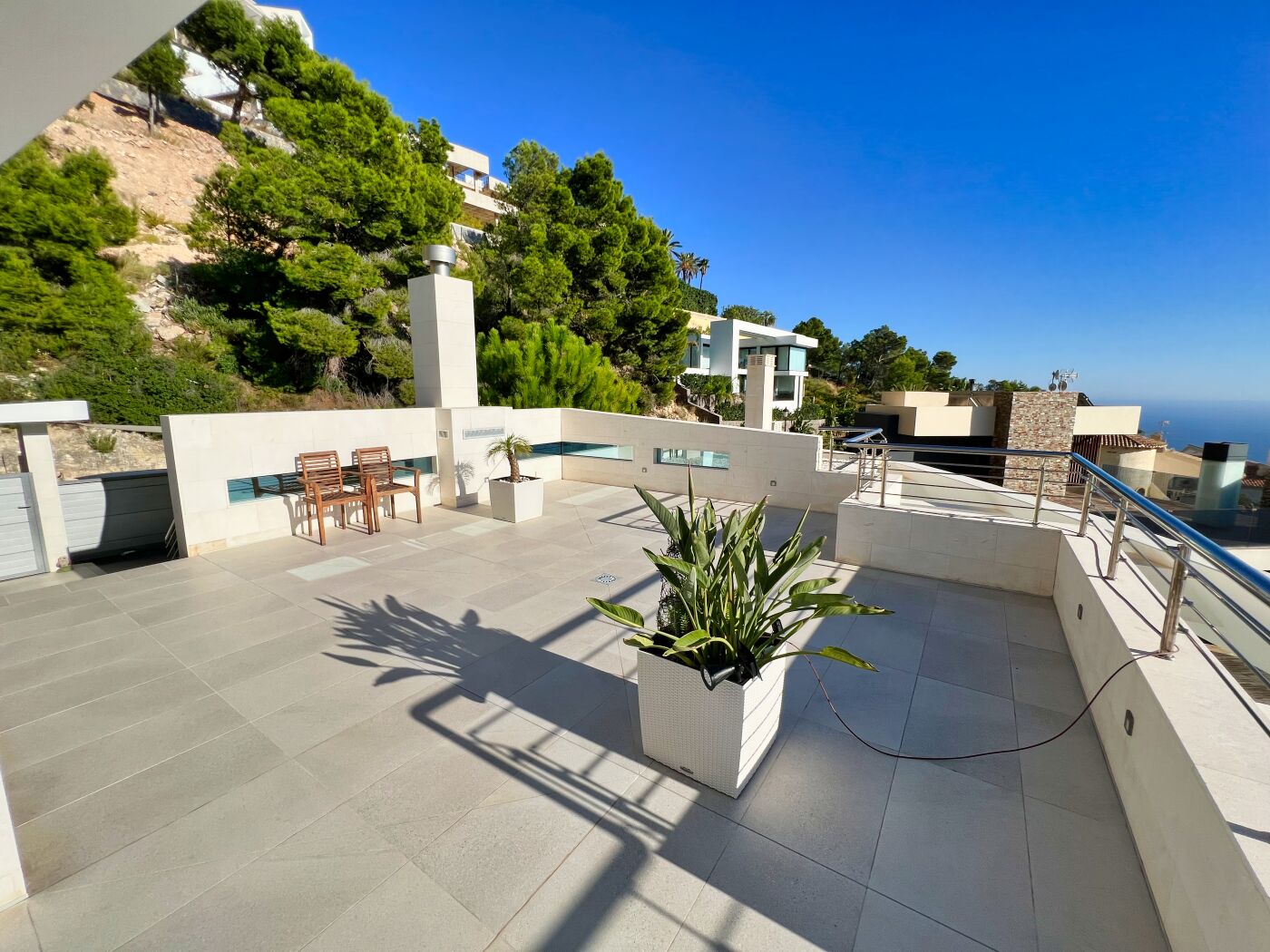  Chalet en venta directa con Plusvillas – C13031* – Villa con 5 dormitorios y 5 baños en Altea Hills, (Costa Blanca), zona Altea Hills 