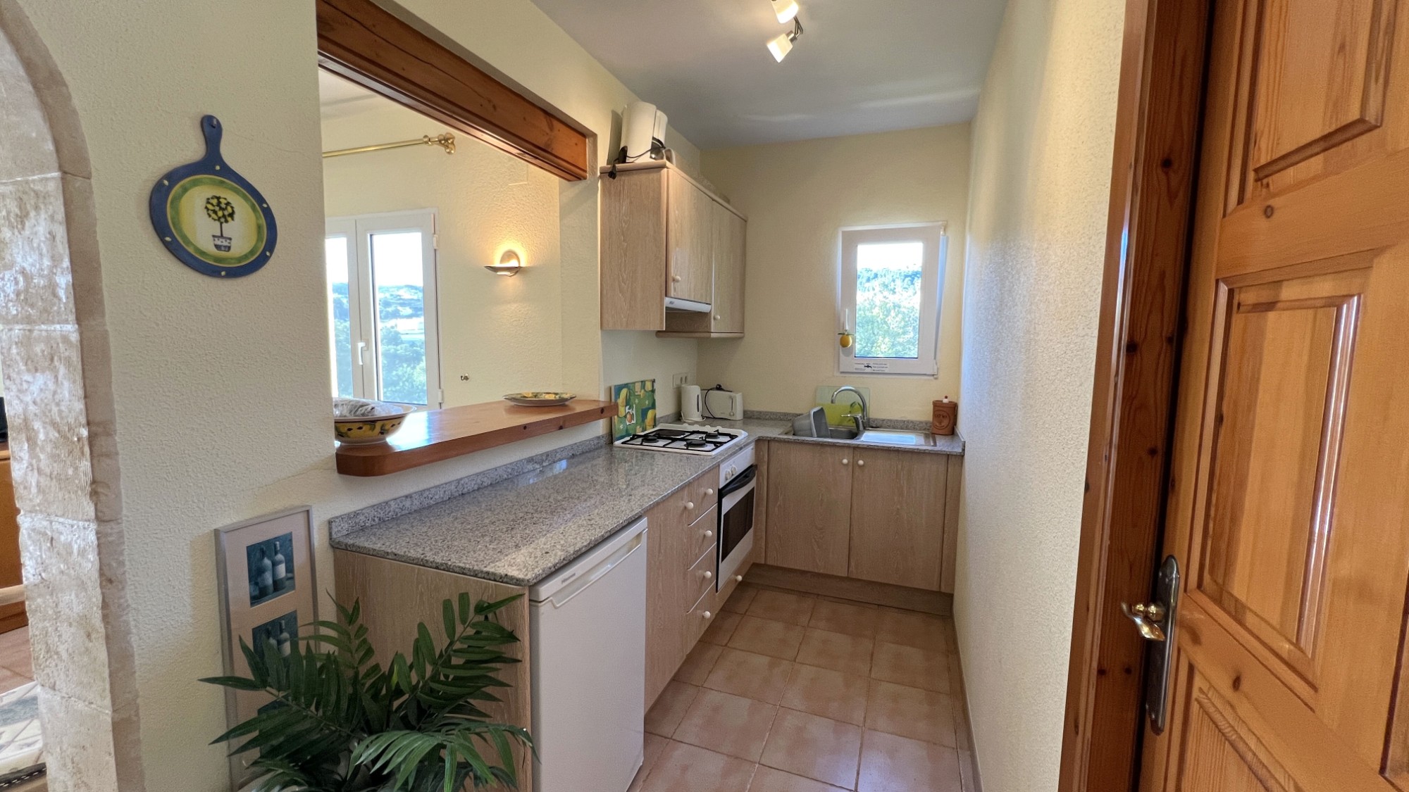  Chalet en venta directa con Plusvillas – C4103* – Villa con 6 dormitorios y 4 baños en Benissa Costa, (Costa Blanca), zona San Jaime 