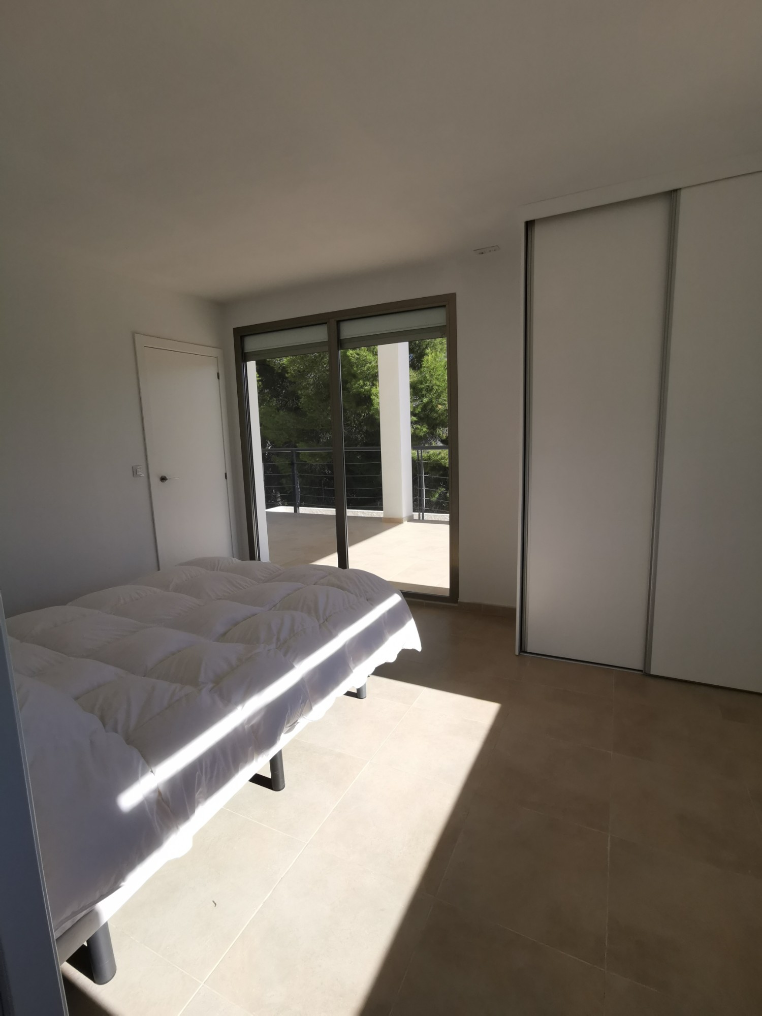  Villa en venta directa con PLUSVILLAS -C991- Villa de 5 dormitorios y 5 baños en Altea  