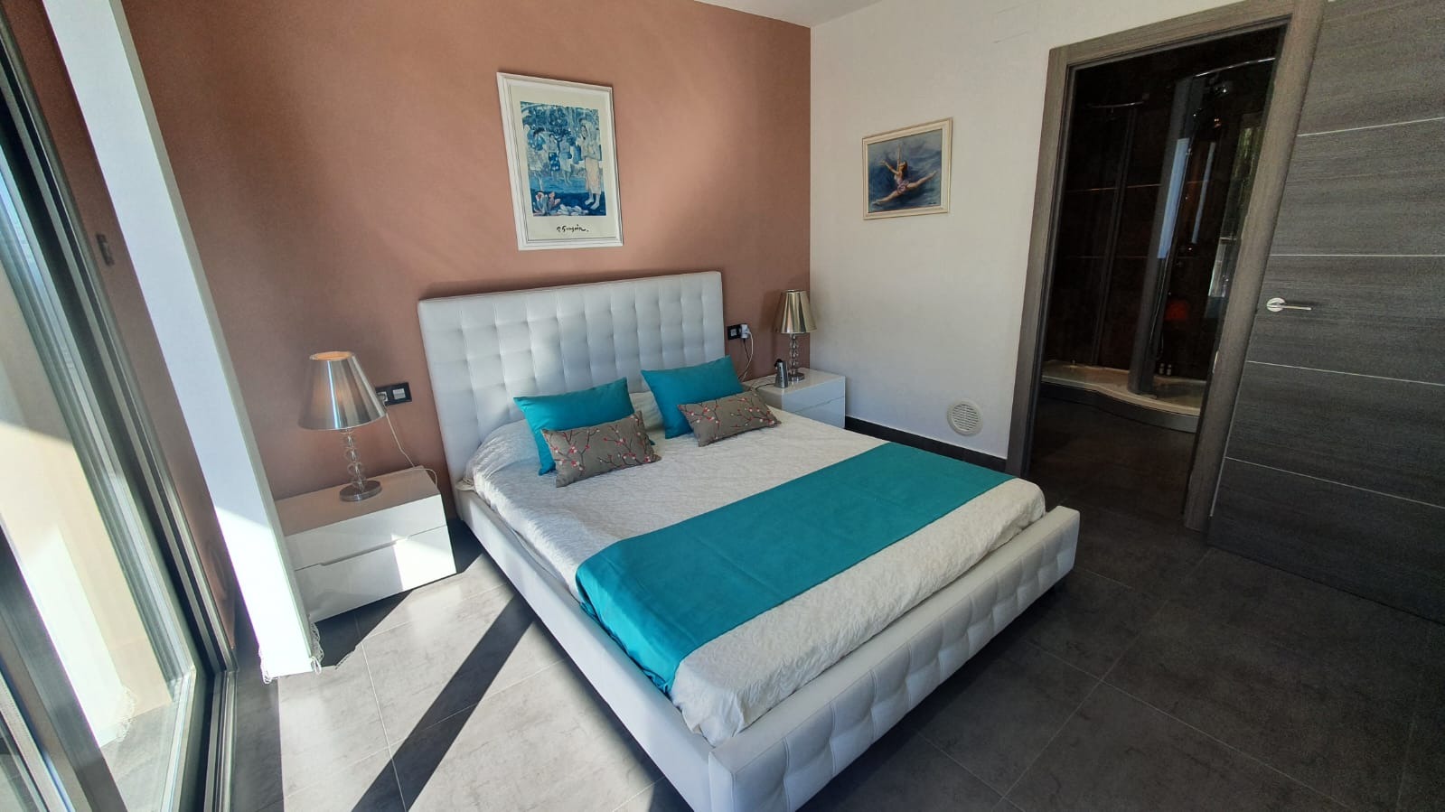  Chalet en venta directa con Plusvillas – C23077* – Villa con 5 dormitorios y 8 baños en Calpe, (Costa Blanca), zona Maryvilla 