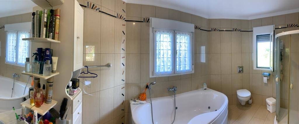  Chalet en venta directa con Plusvillas – C23048* – Villa con 4 dormitorios y 3 baños en Calpe, (Costa Blanca), zona Garduix 