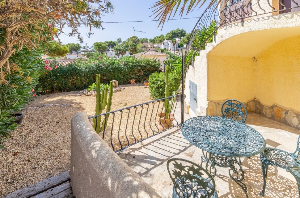  Chalet en venta directa con Plusvillas – C4136* – Villa con 10 dormitorios y 5 baños en Moraira, (Costa Blanca), zona Moraira 