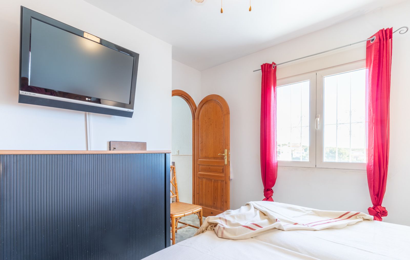  Chalet en venta directa con Plusvillas – C27022* – Villa con 4 dormitorios y 3 baños en Benitachell, (Costa Blanca), zona Cumbre del Sol 