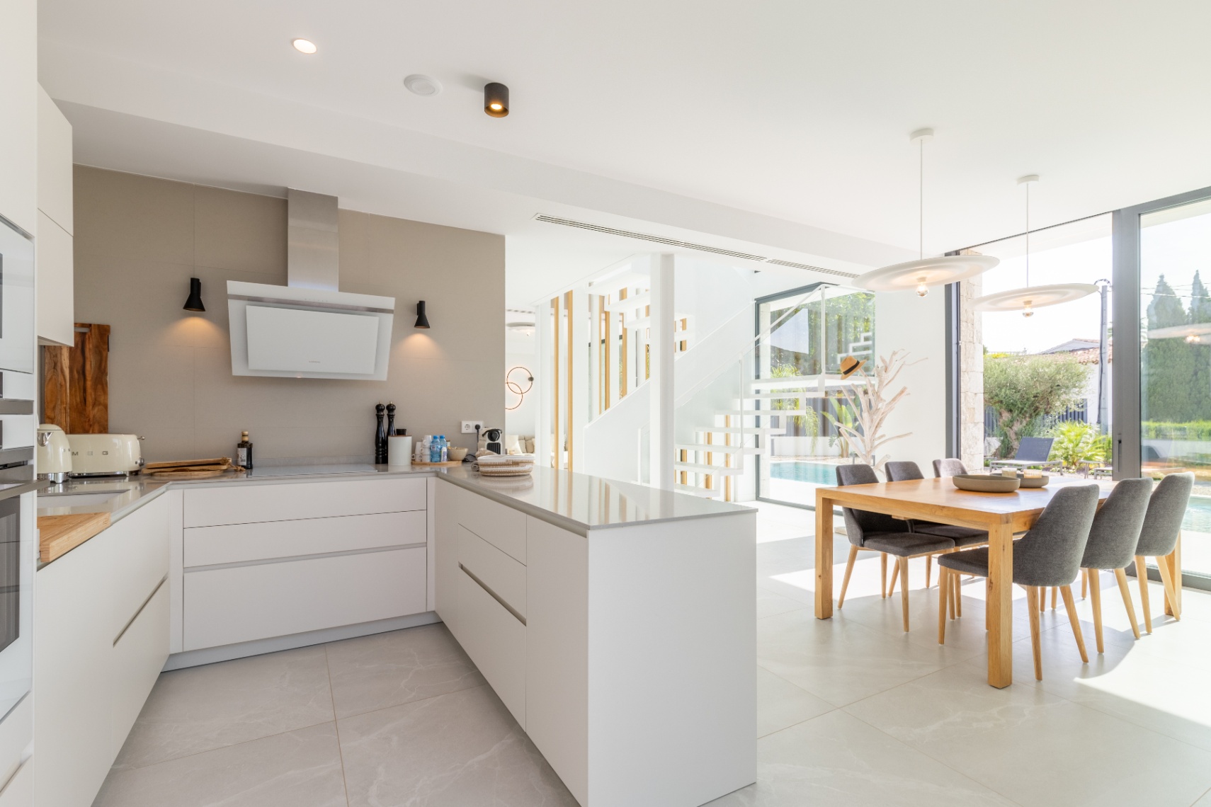  Chalet en venta directa con Plusvillas – C30341* – Villa con 4 dormitorios y 3 baños en Benissa, (Costa Blanca), zona Fustera Benissa 