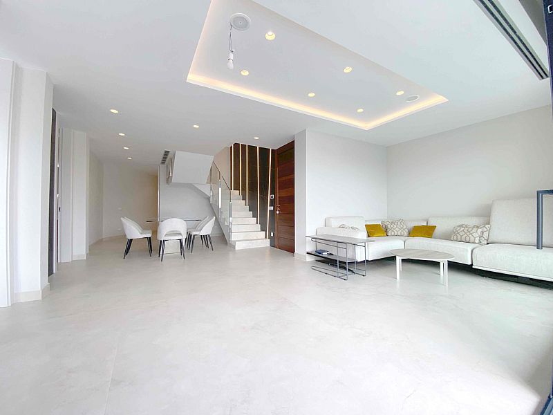 Villa for sale in Benidorm