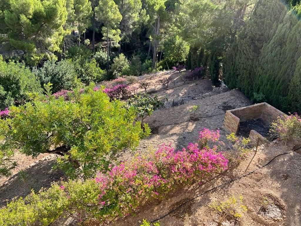  Chalet en venta directa con Plusvillas – C16301* – Villa con 5 dormitorios y 5 baños en Altea la Vella, (Costa Blanca), zona  