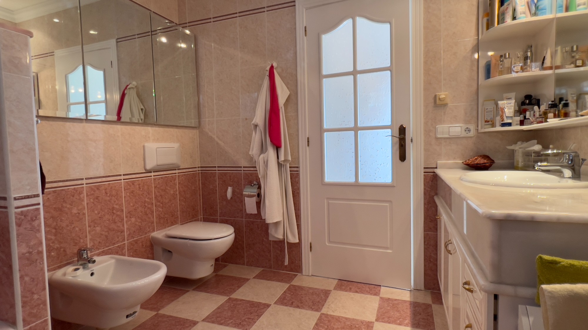  Chalet en venta directa con Plusvillas – C4152* – Villa con 5 dormitorios y 5 baños en Calpe, (Costa Blanca), zona Calpe 