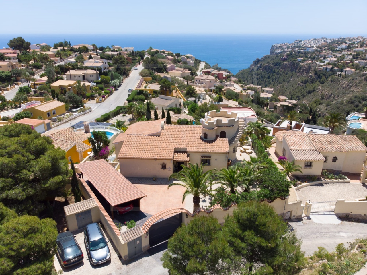  Chalet en venta directa con Plusvillas – C36026* – Villa con 5 dormitorios y 3 baños en Benitachell, (Costa Blanca), zona Cumbre Del Sol 