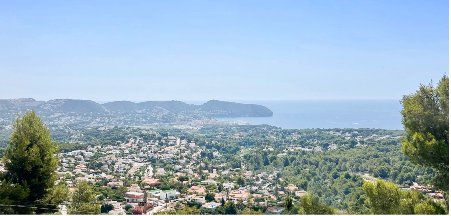  Chalet en venta directa con Plusvillas – C30216* – Villa con 4 dormitorios y 4 baños en Moraira, (Costa Blanca), zona Fanadix Moraira, Costa Blanca 