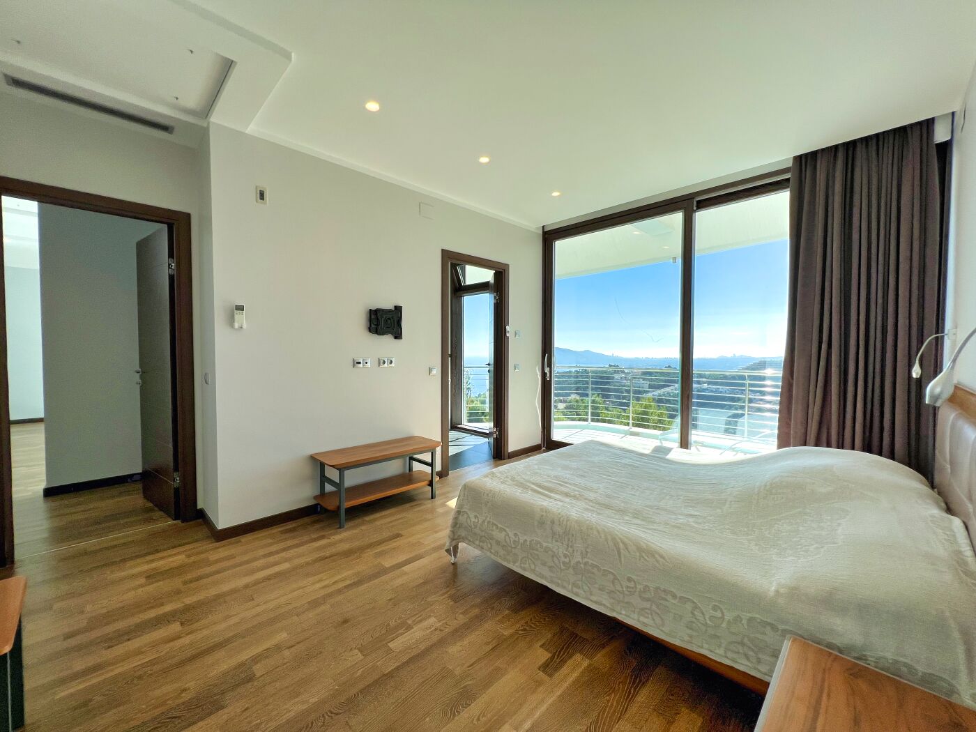  Chalet en venta directa con Plusvillas – C13031* – Villa con 5 dormitorios y 5 baños en Altea Hills, (Costa Blanca), zona Altea Hills 