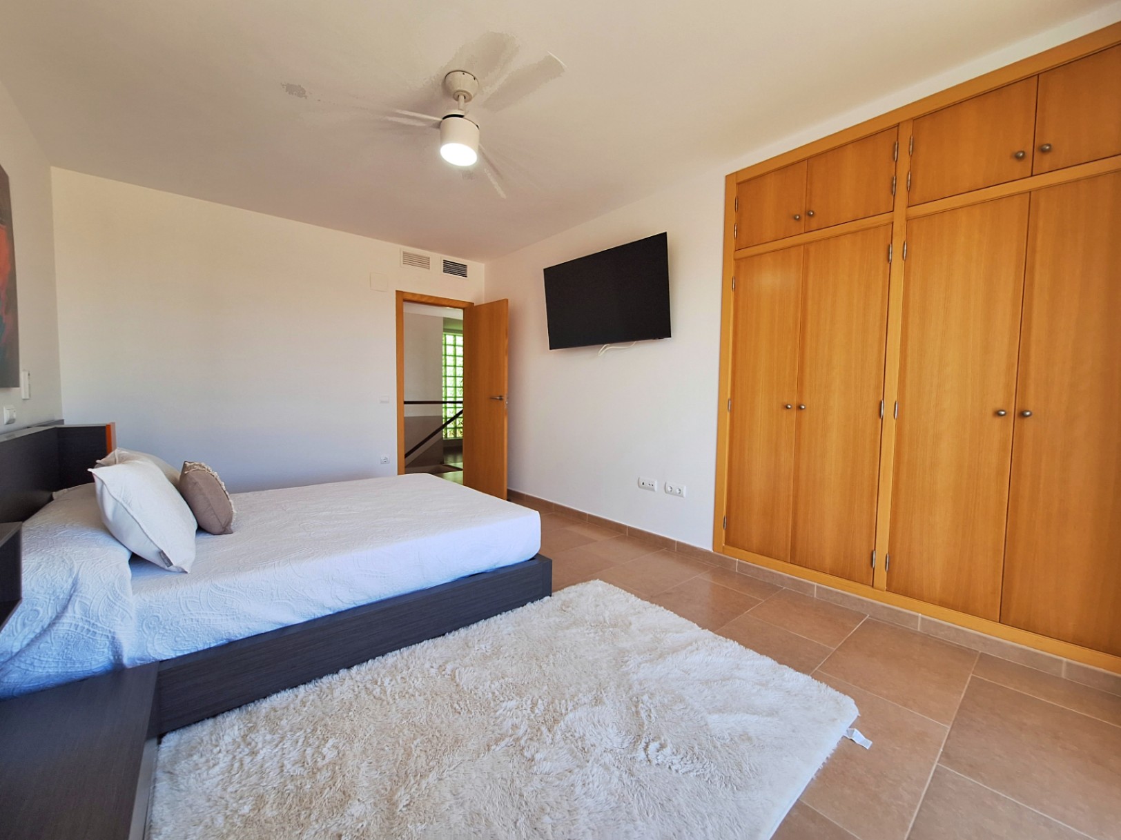  Chalet en venta directa con Plusvillas – C35041* – Villa con 6 dormitorios y 4 baños en Calpe, (Costa Blanca), zona Zona Residencial 