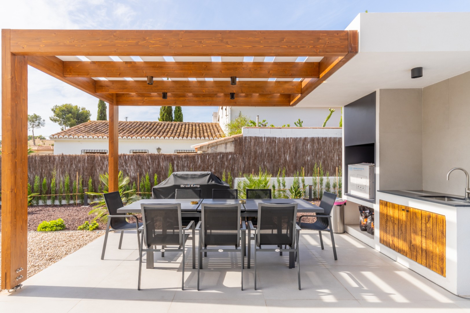  Chalet en venta directa con Plusvillas – C30341* – Villa con 4 dormitorios y 3 baños en Benissa, (Costa Blanca), zona Fustera Benissa 