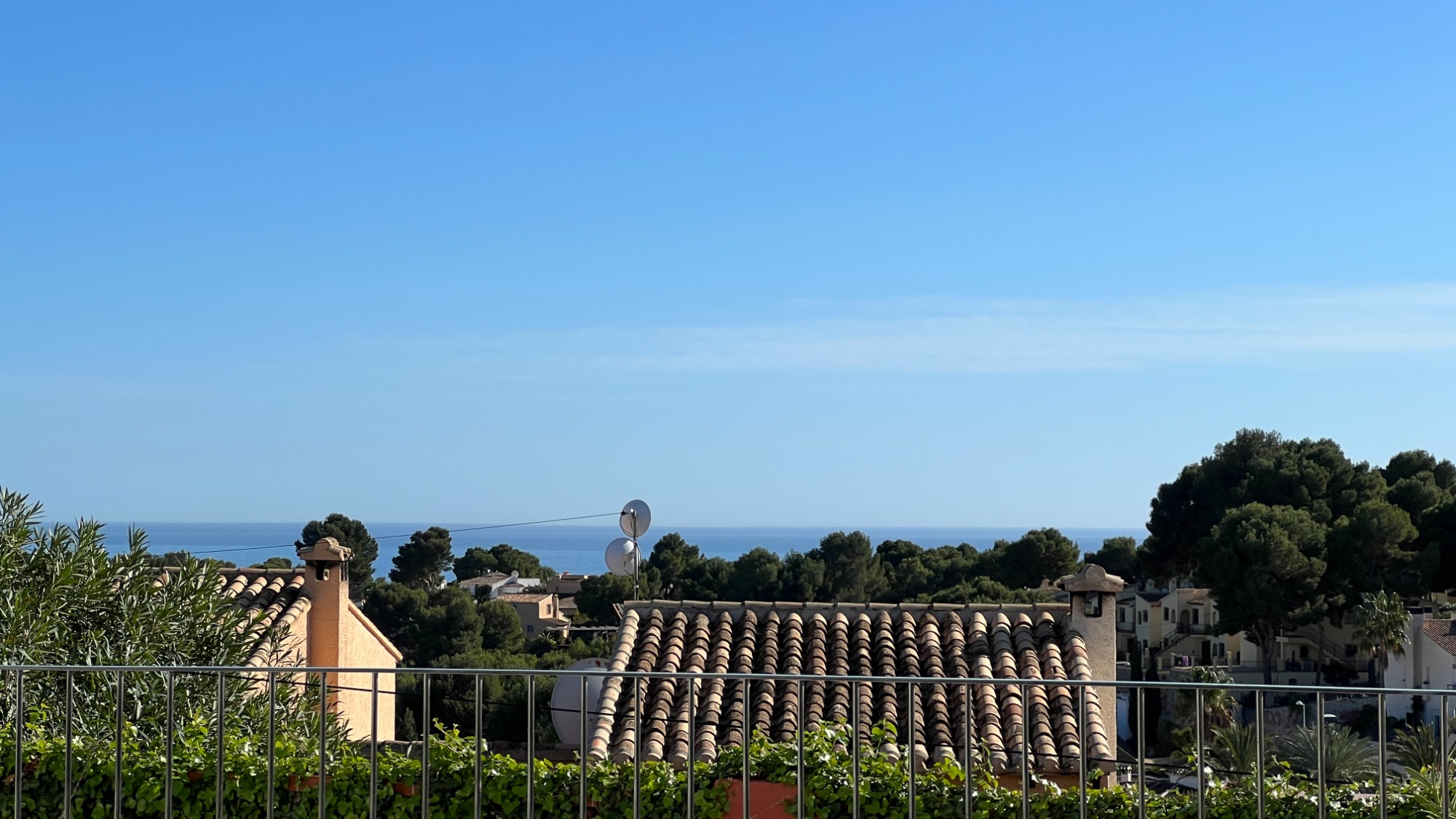  Chalet en venta directa con Plusvillas – C4140* – Villa con 3 dormitorios y 3 baños en Moraira, (Costa Blanca), zona La Sabatera 