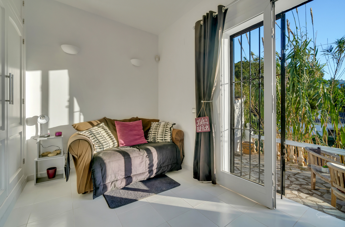  Chalet en venta directa con Plusvillas – C4149* – Villa con 5 dormitorios y 4 baños en Moraira, (Costa Blanca), zona Alcasar 