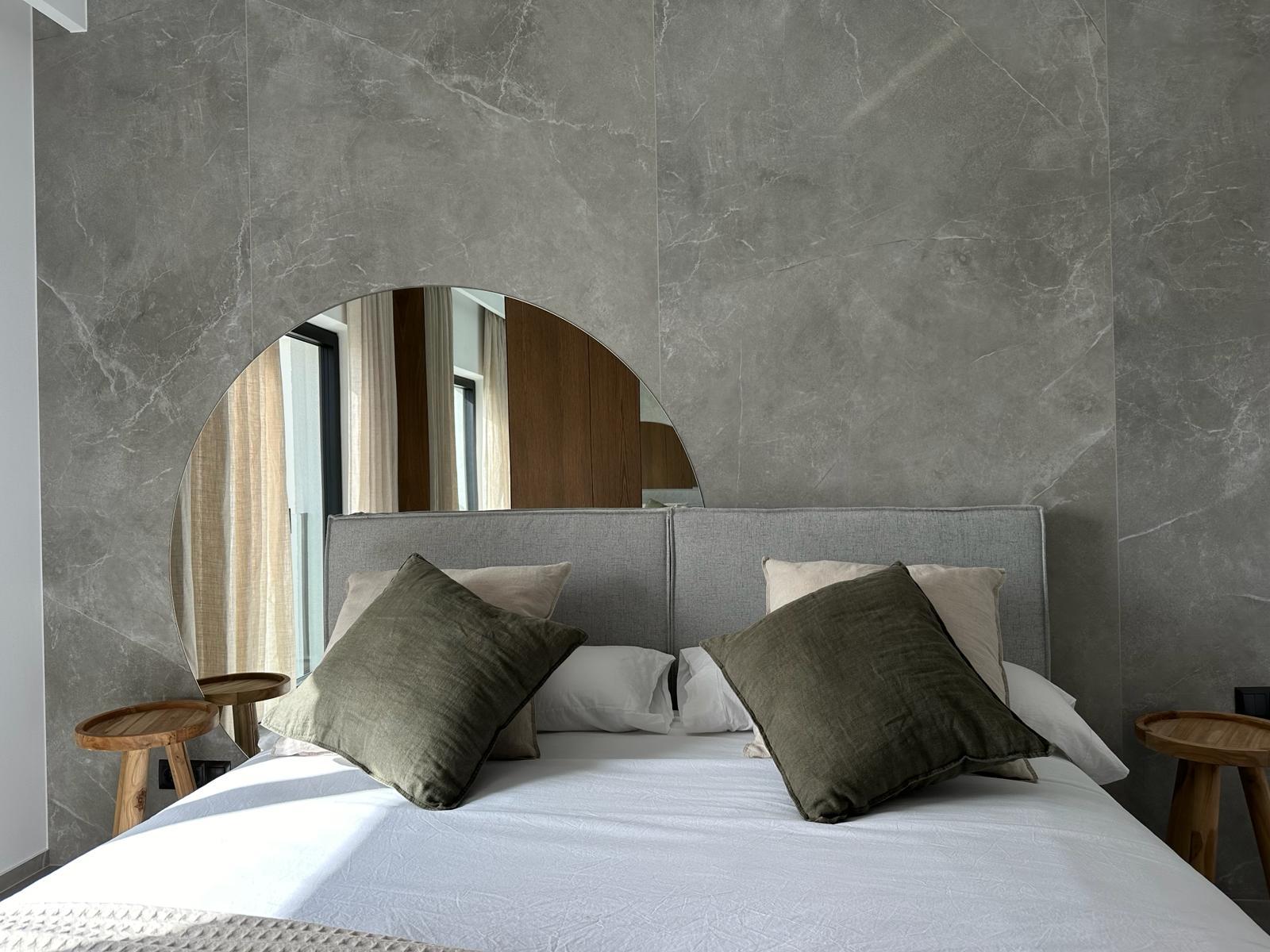  Chalet en venta con plusvillas -C121- Villas de 5 dormitorios en la Cumbre del sol con bonitas vistas al mar (Costa Blanca) 