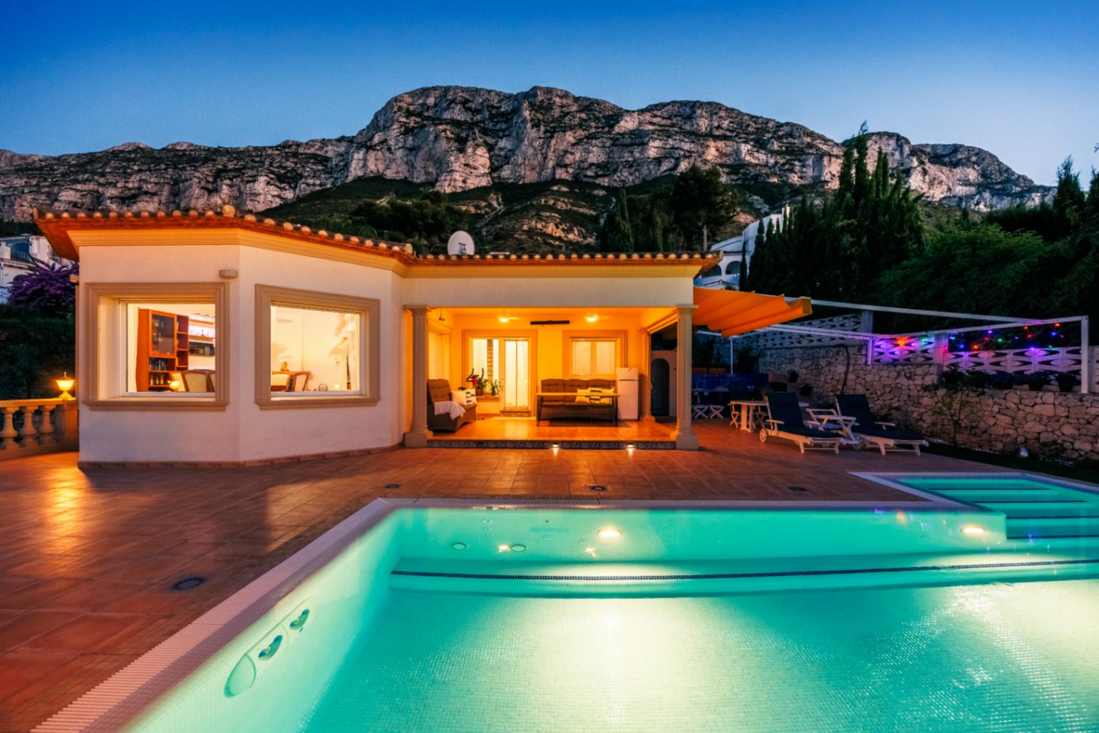  Chalet en venta directa con Plusvillas – C36305* – Villa con 3 dormitorios y 2 baños en Denia, (Costa Blanca), zona Montgo 