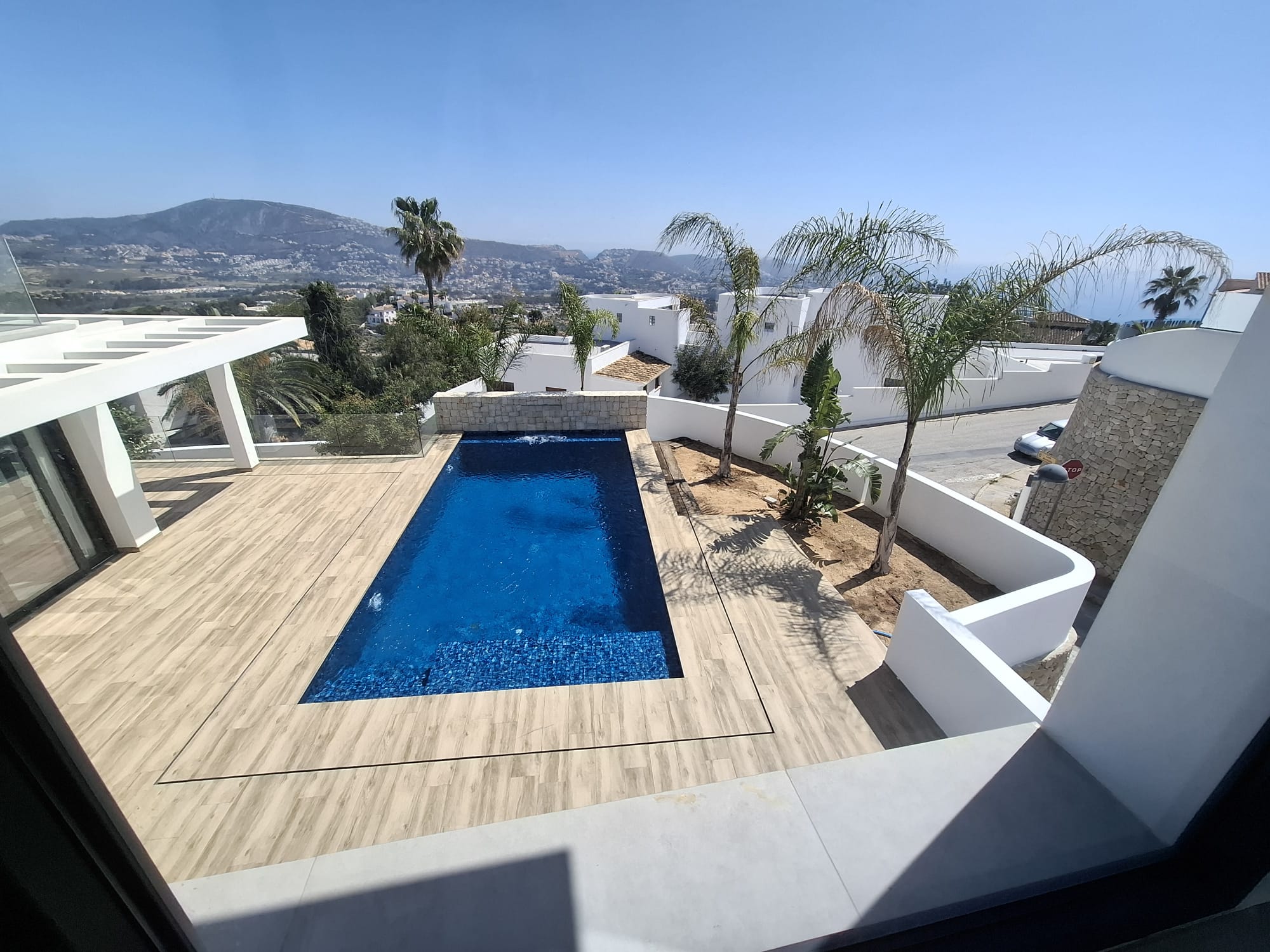  Villa en venta directa con Plusvillas- C47*-Villa de nueva construcción con 4 dormitorios y vistas al mar en Moraira (Costa Blanca) 