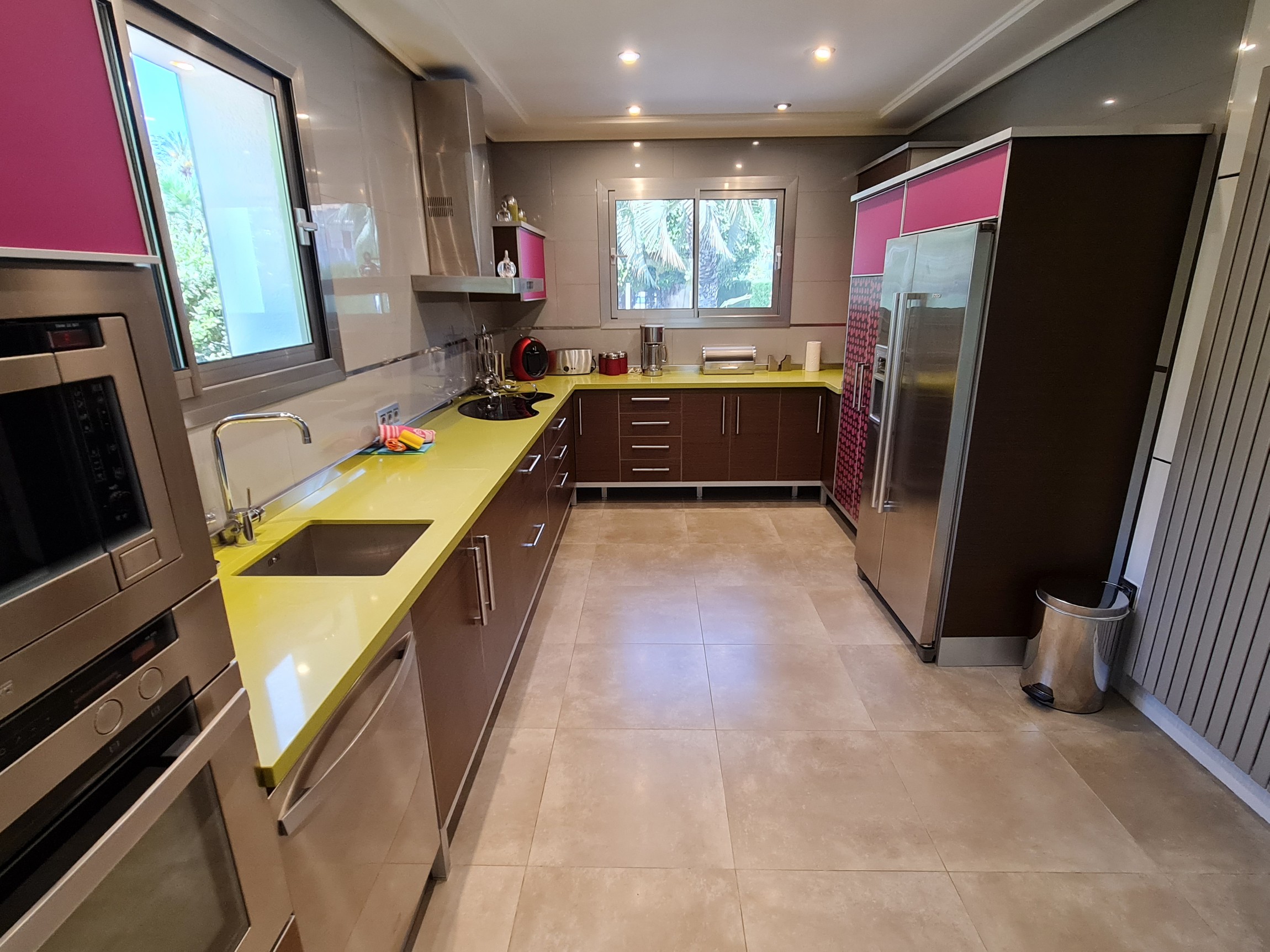  Chalet en venta con Plusvillas -C585- Villa en primera linea en Benissa Costa 