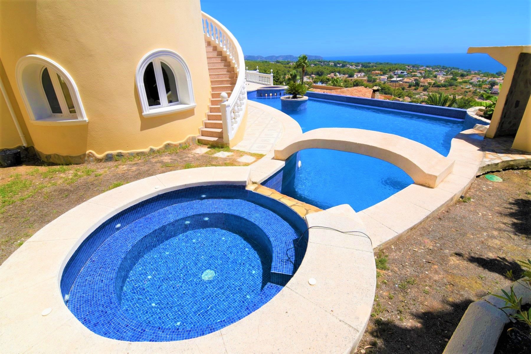  Chalet en venta directa con Plusvillas – C20008* – Villa con 4 dormitorios y 4 baños en Calpe, (Costa Blanca), zona Tosal de la Cometa 