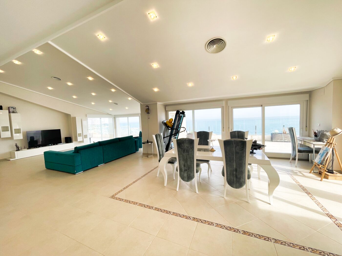  Chalet en venta directa con Plusvillas – C13035* – Villa con 4 dormitorios y 4 baños en Altea, (Costa Blanca), zona Mascarat 