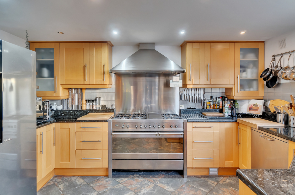  Chalet en venta directa con Plusvillas – C4149* – Villa con 5 dormitorios y 4 baños en Moraira, (Costa Blanca), zona Alcasar 