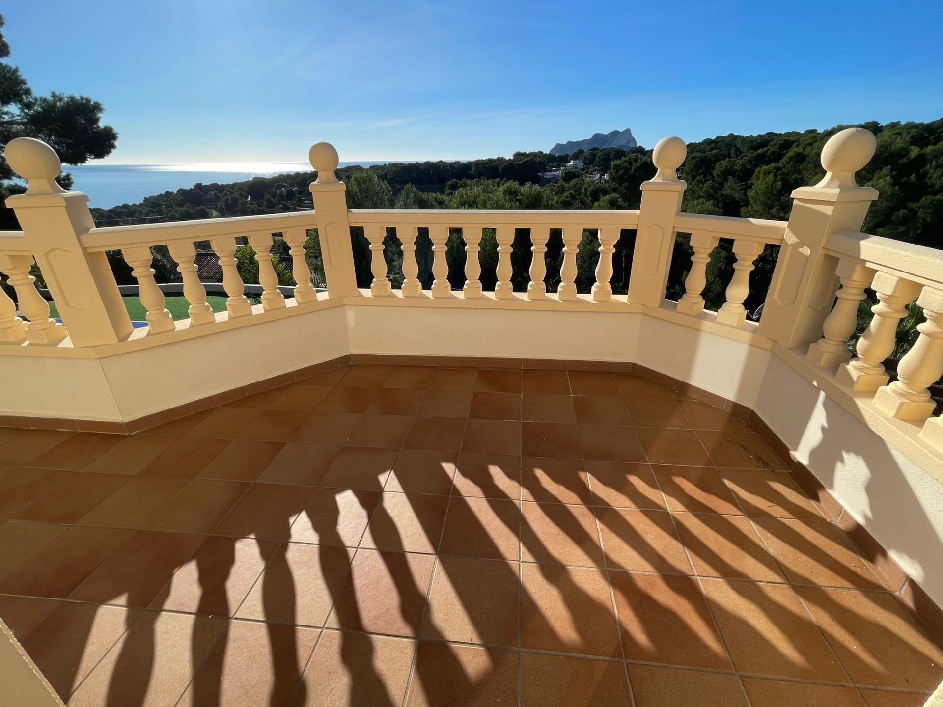  Chalet en venta directa con Plusvillas – C23082* – Villa con 4 dormitorios y 3 baños en Benissa, (Costa Blanca), zona Fanadix 