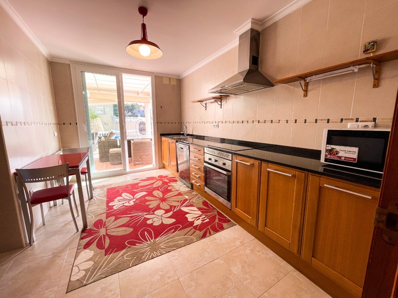  Chalet en venta directa con Plusvillas - C579 - Villa de 3 dormitorios con vistas al mar en la costa de Benissa (Costa Blanca) 