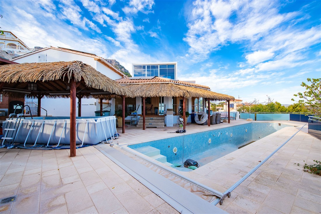  Chalet en venta directa con Plusvillas - C23 - Villa de ensueño de 5 dormitorios con vistas espectaculares al mar, zona Cucarres en Calpe (Costa Blanca) 