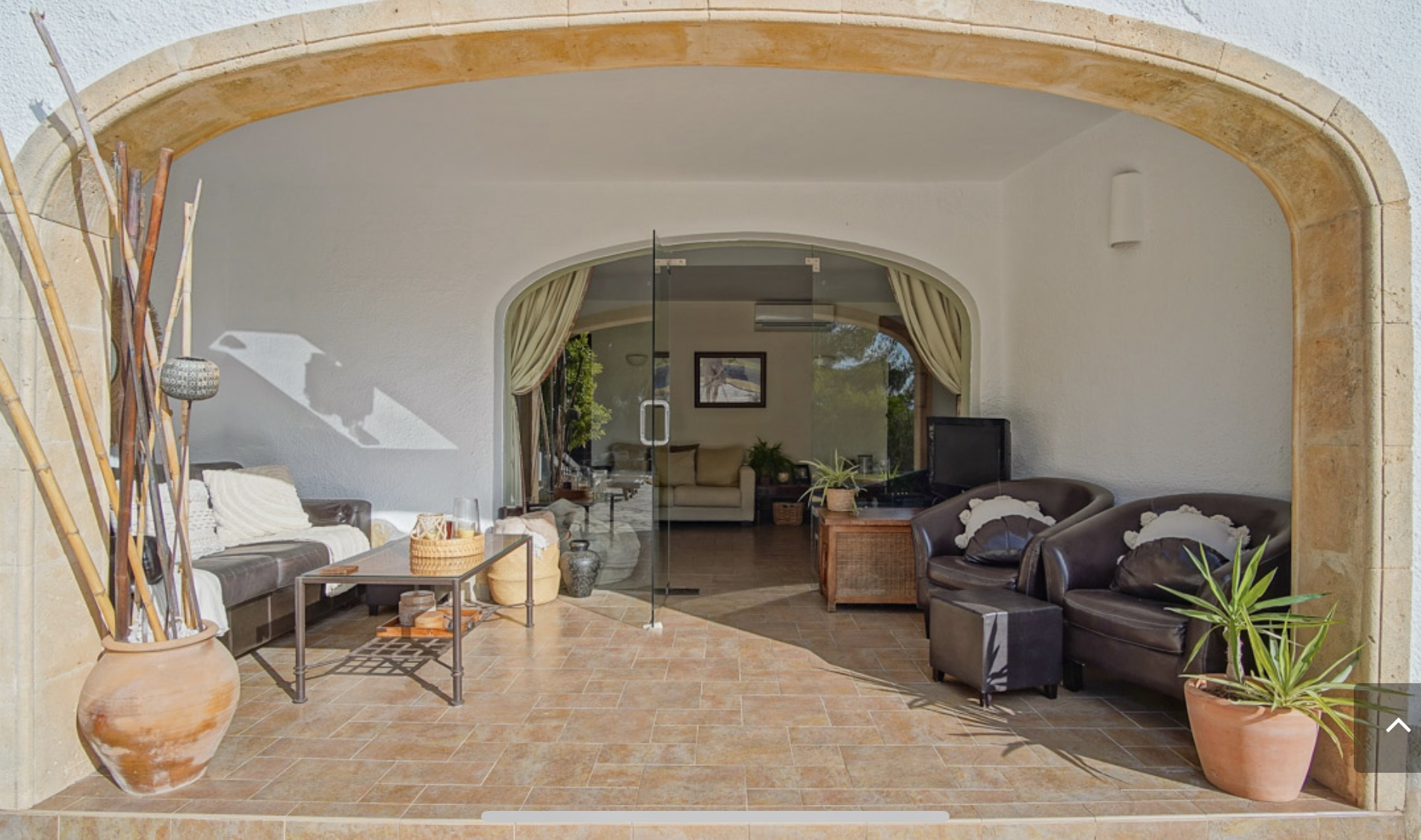  Chalet en venta directa con Plusvillas – C4149* – Villa con 5 dormitorios y 4 baños en Moraira, (Costa Blanca), zona Alcasar 