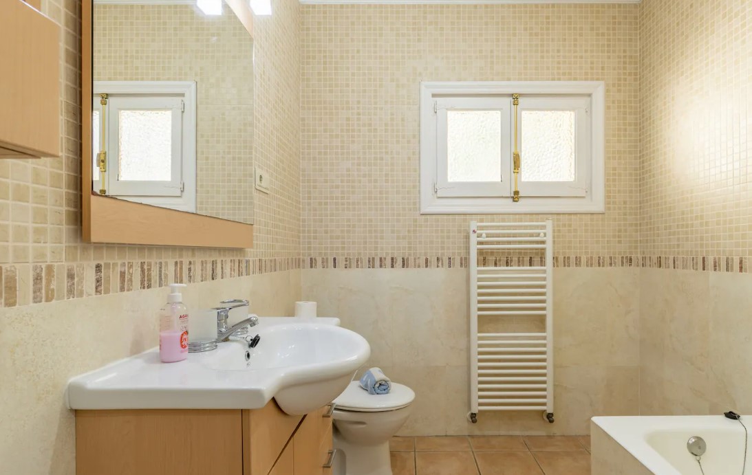  Chalet en venta directa con Plusvillas – C4136* – Villa con 10 dormitorios y 5 baños en Moraira, (Costa Blanca), zona Moraira 