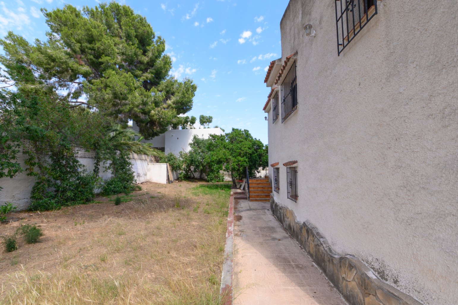  Chalet en venta directa con Plusvillas – C36302* – Villa con 5 dormitorios y 3 baños en Benissa, (Costa Blanca), zona  