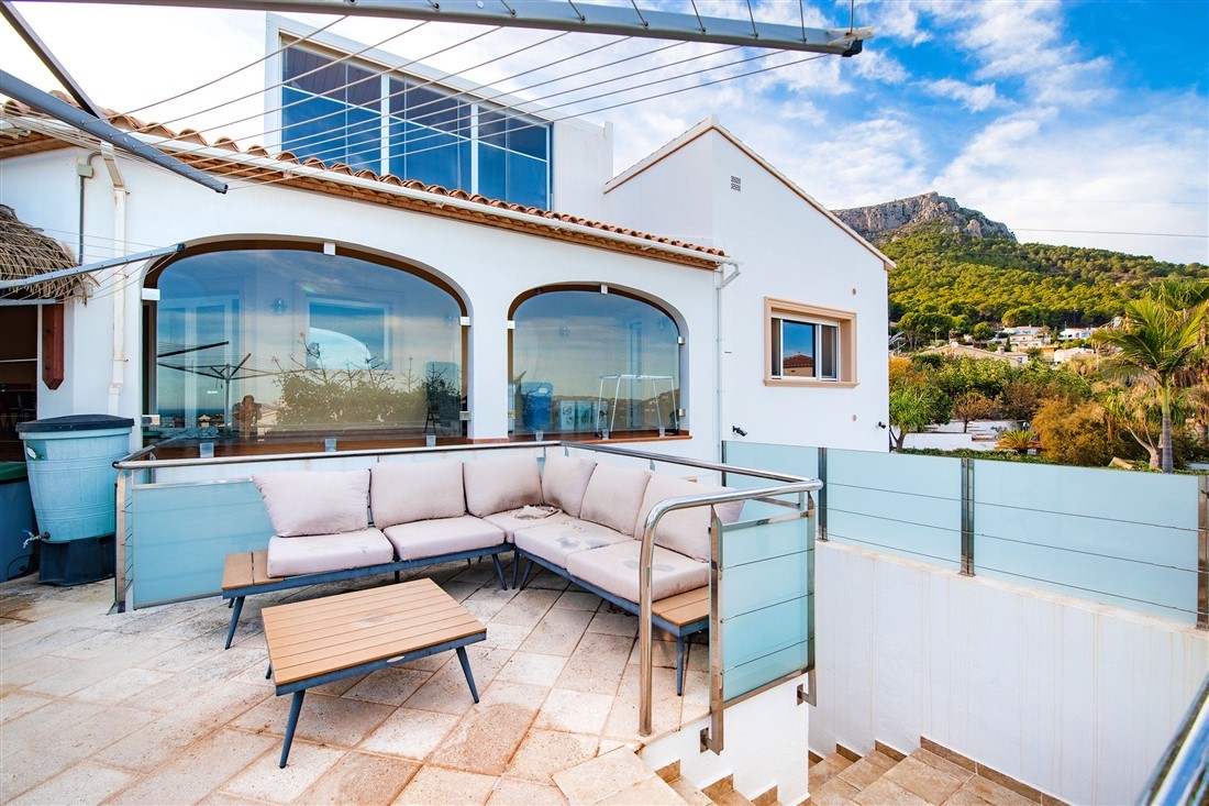  Chalet en venta directa con Plusvillas - C23 - Villa de ensueño de 5 dormitorios con vistas espectaculares al mar, zona Cucarres en Calpe (Costa Blanca) 
