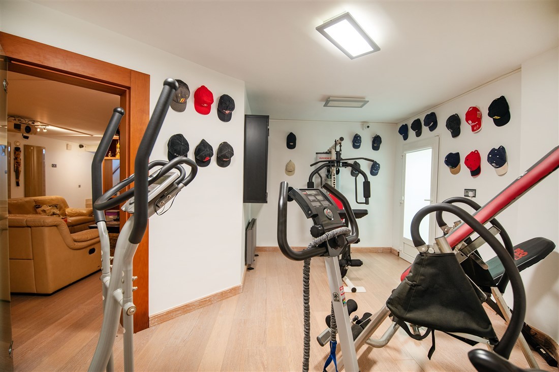  Chalet en venta directa con Plusvillas - C23 - Villa de ensueño de 5 dormitorios con vistas espectaculares al mar, zona Cucarres en Calpe (Costa Blanca) 