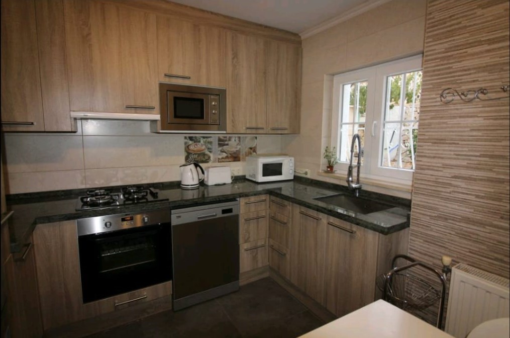  Chalet en venta directa con Plusvillas- C965- Bonita casa reformada con 5 dormitorios con vistas al mar, Calpe, zona Canuta (Costa Blanca) 