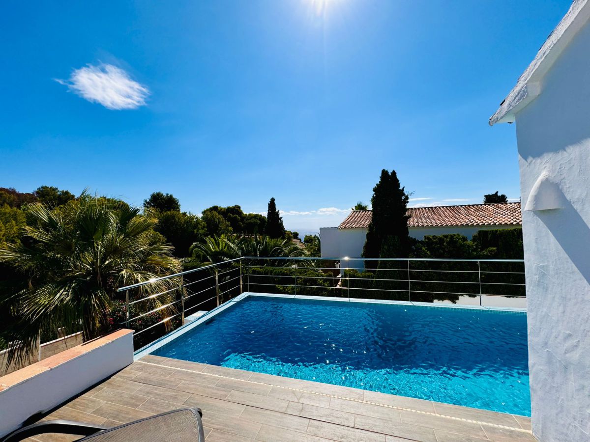  Chalet en venta directa con Plusvillas – C38019* – Villa con 3 dormitorios y 2 baños en Benissa, (Costa Blanca), zona La Fustera 