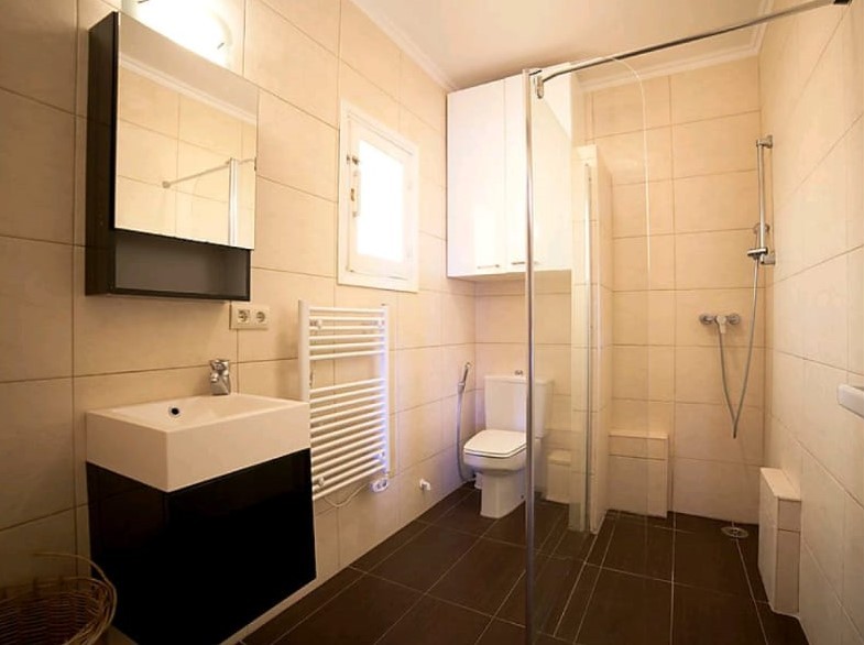  Chalet en venta directa con Plusvillas- C965- Bonita casa reformada con 5 dormitorios con vistas al mar, Calpe, zona Canuta (Costa Blanca) 