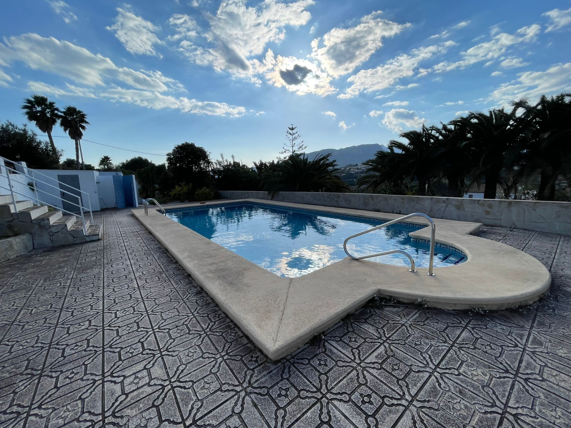  Chalet en venta directa con Plusvillas – C23083* – Villa con 3 dormitorios y 1 baños en Calpe, (Costa Blanca), zona Tosal de cometa 