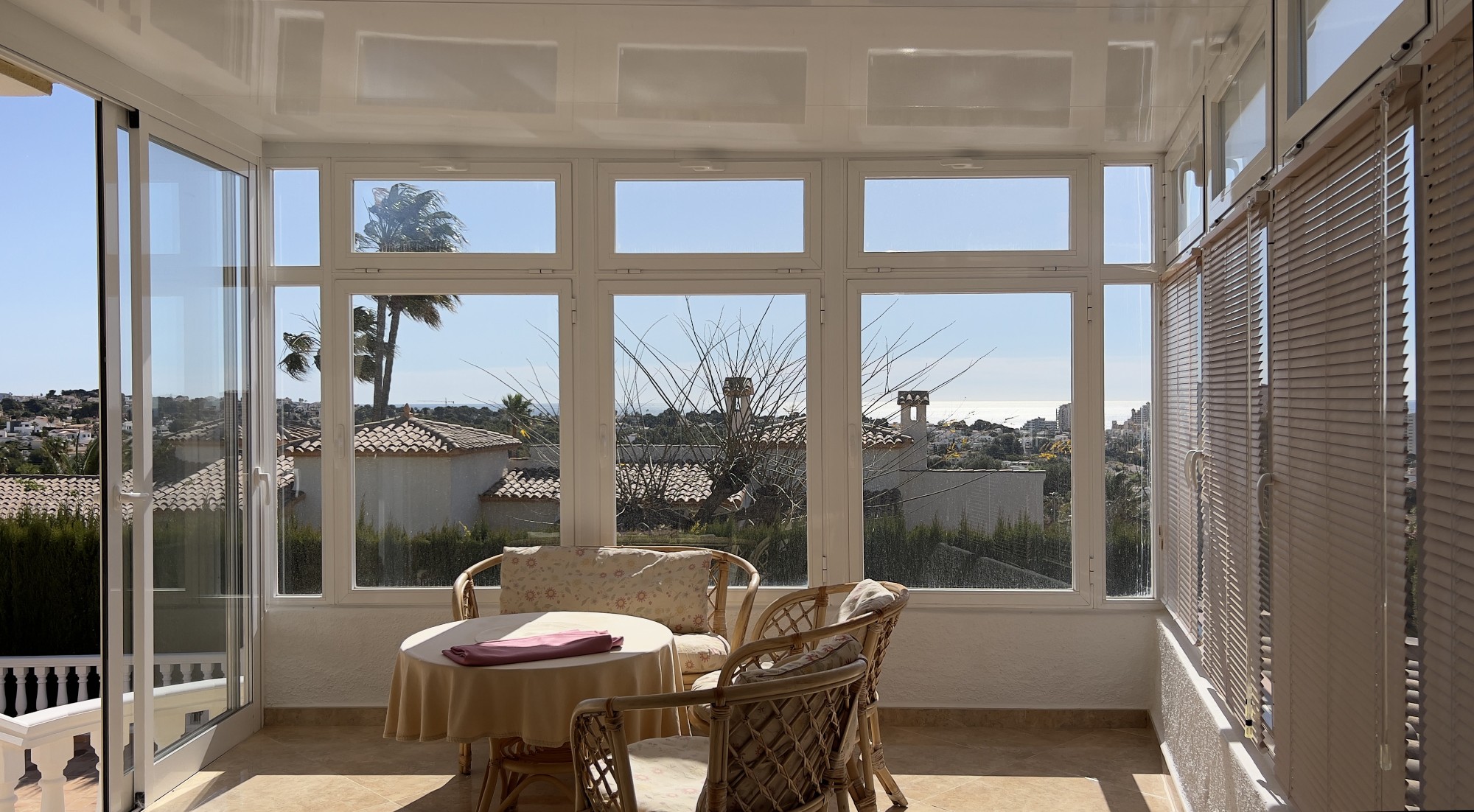  Chalet en venta directa con Plusvillas – C4152* – Villa con 5 dormitorios y 5 baños en Calpe, (Costa Blanca), zona Calpe 